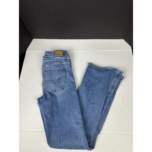 American Eagle Kick Boot Jeans Medium Wash Next Level Stretch Size 2 Short